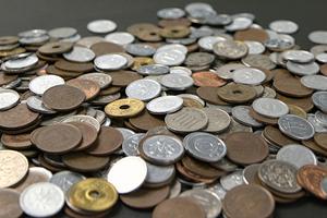 お金を借りやすい学生ローンについて